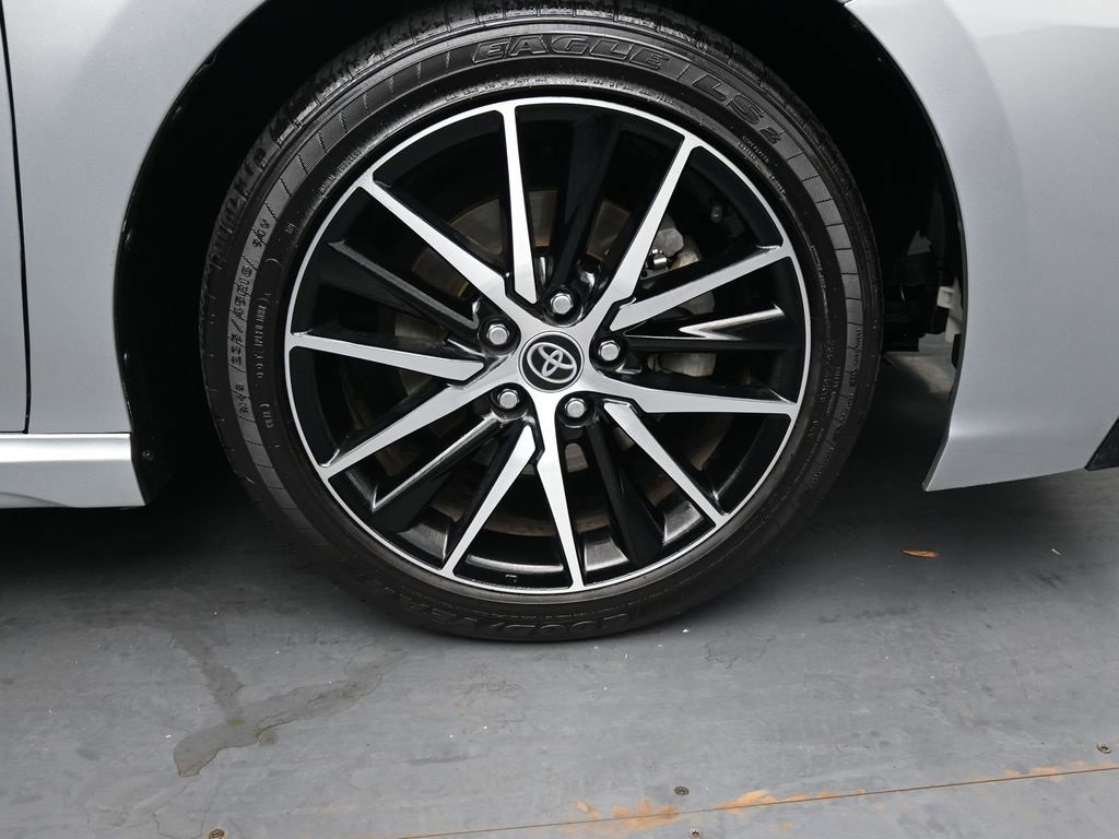Used 2022 Toyota Camry SE image 10