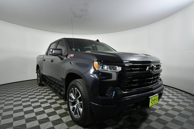 Used 2024 Chevrolet Silverado 1500 RST image 8