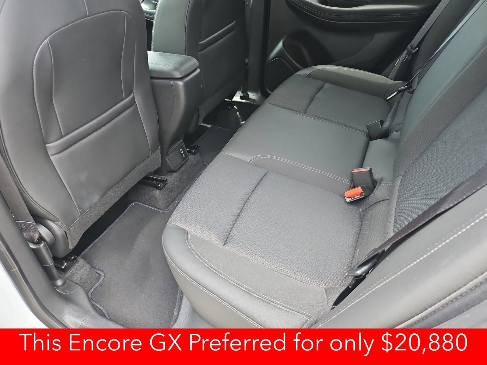 Used 2025 Buick Encore GX Preferred FWD image 32