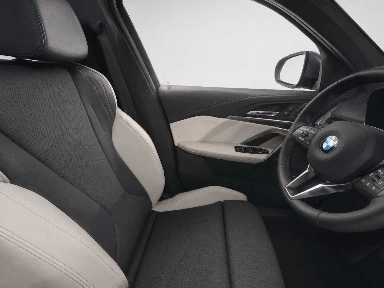 New 2026 BMW X2 xDrive28i w/ Convenience Package AWD/4WD image 10
