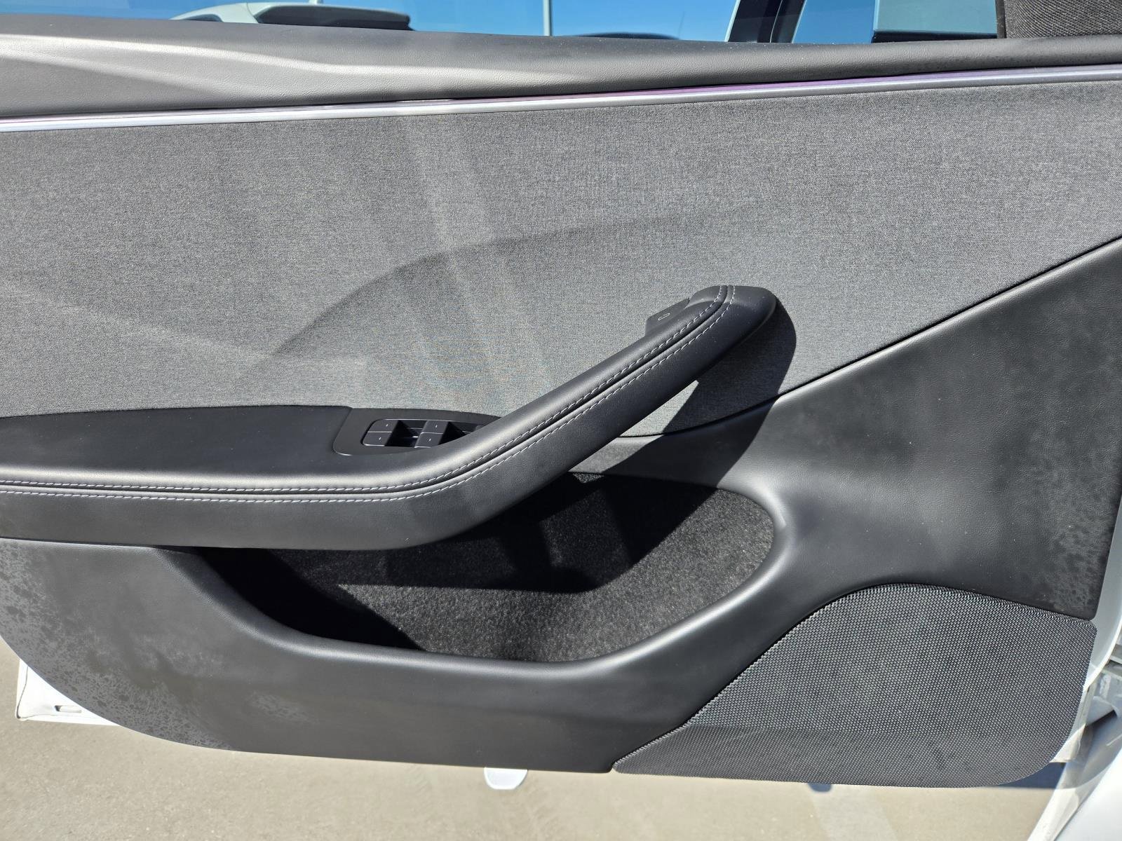 Used 2024 Tesla Model 3 Standard Range image 17