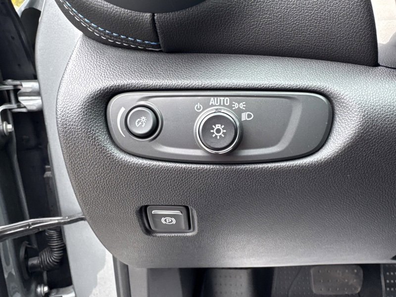 Used 2023 Chevrolet Blazer RS w/ Driver Confidence II Package image 26