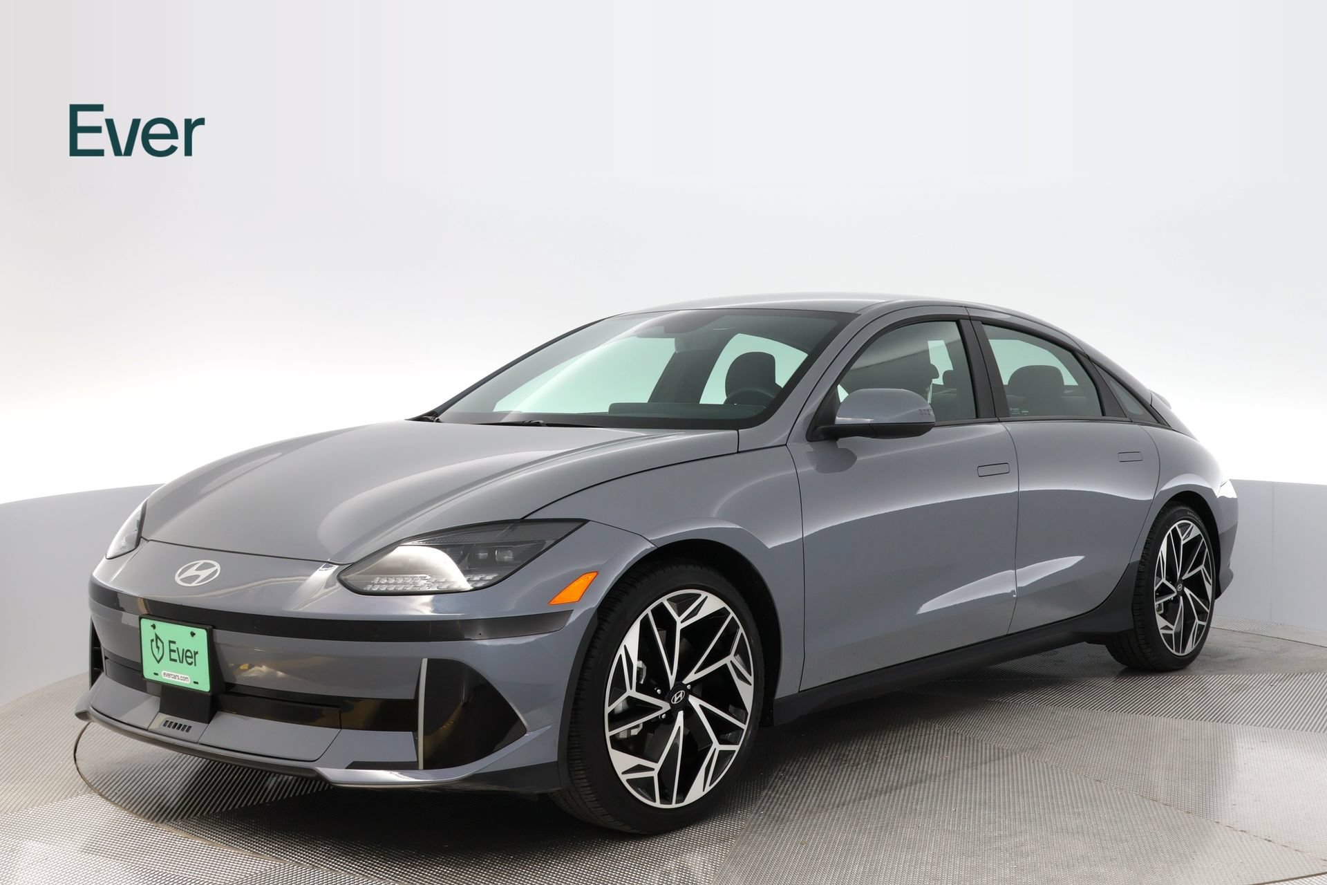 Used 2024 Hyundai Ioniq 6 SEL RWD image 2