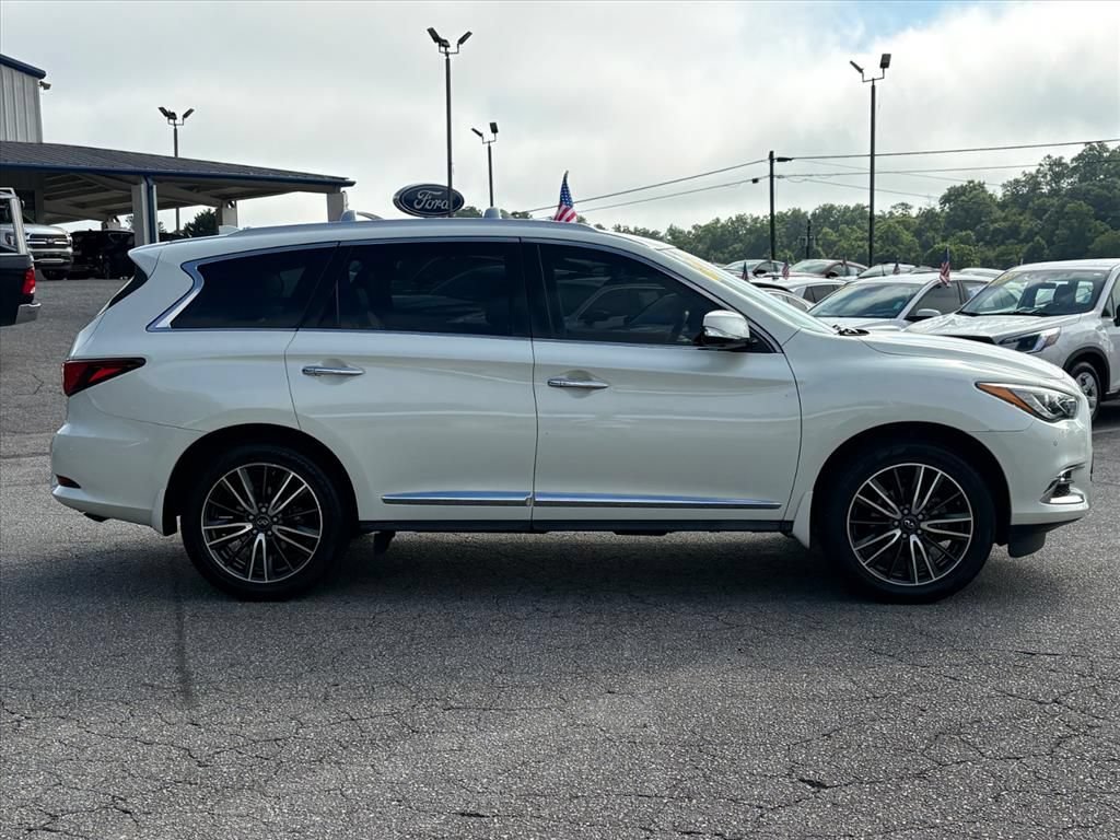 Used 2020 INFINITI QX60 Signature Edition AWD/4WD image 3