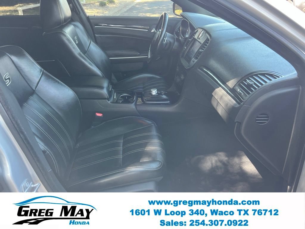 Used 2022 Chrysler 300 S RWD image 13