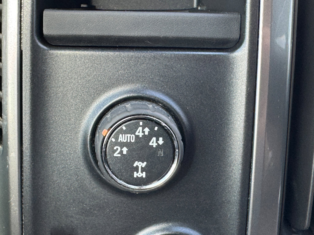 Used 2014 Chevrolet Silverado 1500 LT AWD/4WD image 18