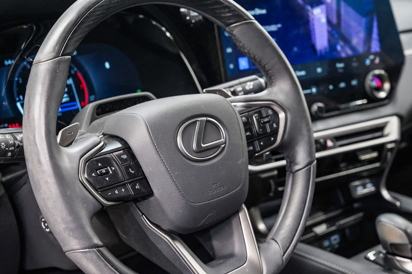 Used 2025 Lexus RX 350 Premium w/ Convenience Package FWD image 21
