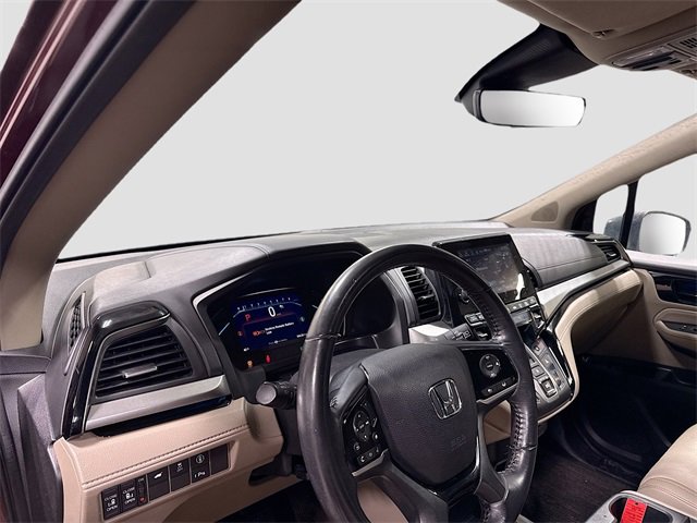 Used 2021 Honda Odyssey Touring image 11