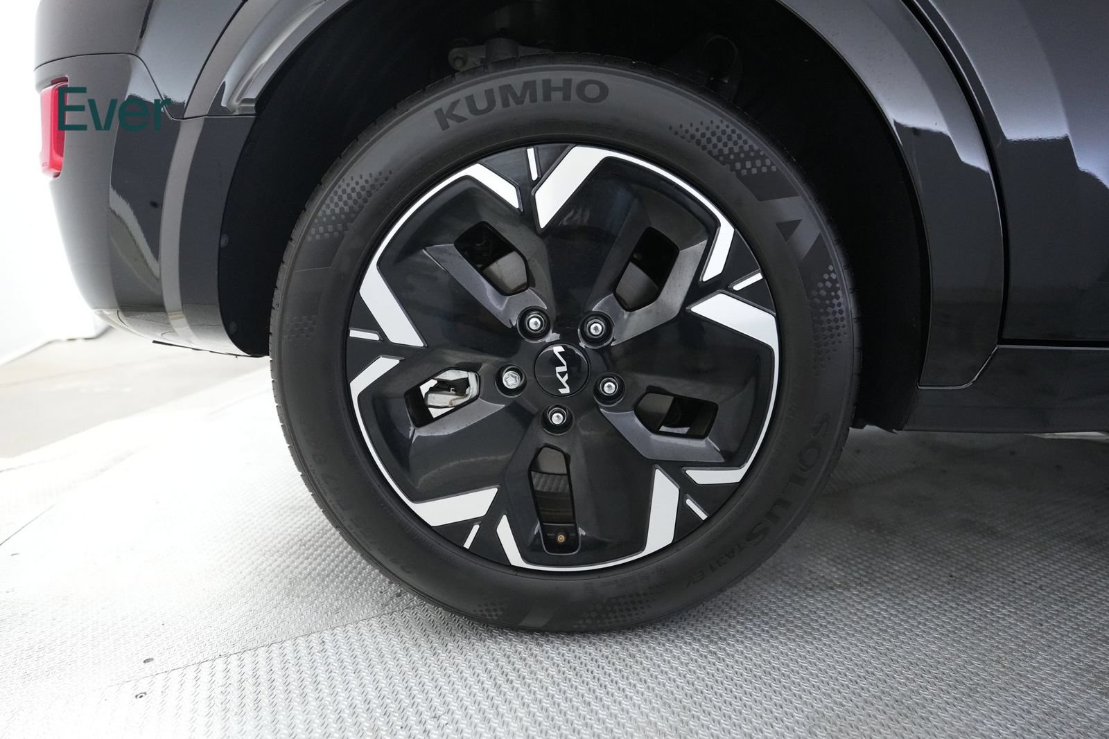 Used 2024 Kia Niro Wind FWD image 22