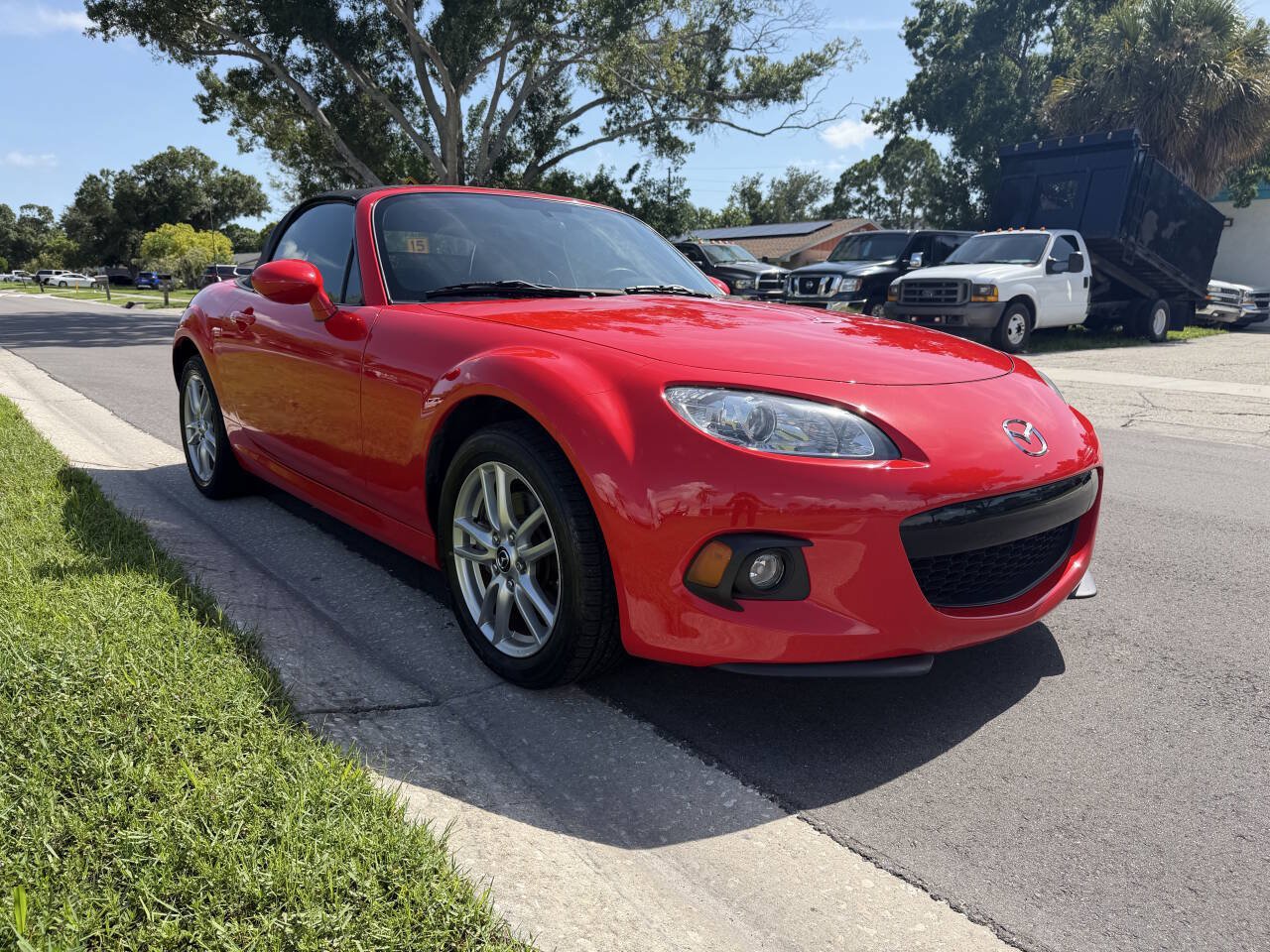 Used 2013 MAZDA MX-5 Miata Sport RWD image 2