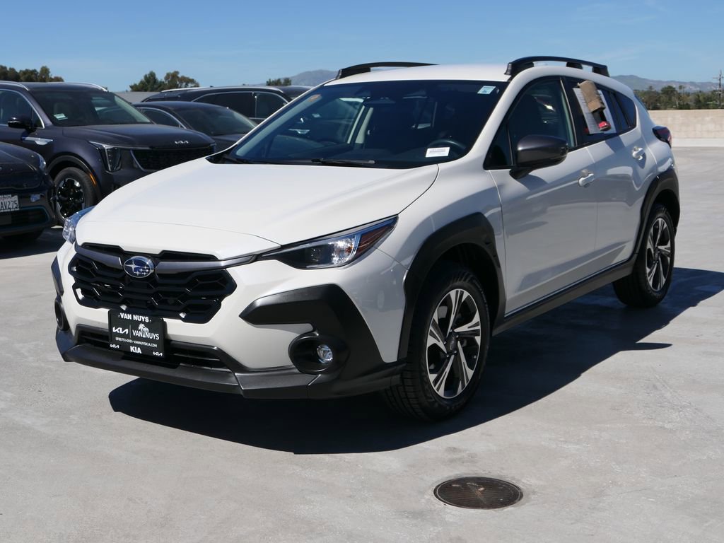 Used 2024 Subaru Crosstrek 2.0i Premium w/ Crosstrek Mirror Package AWD/4WD image 8