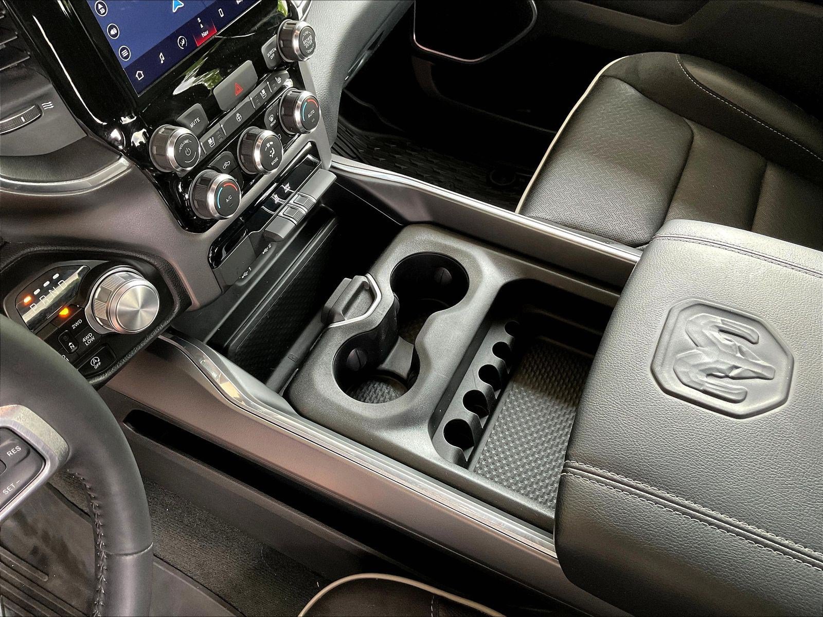 Used 2023 RAM 1500 Laramie AWD/4WD image 19