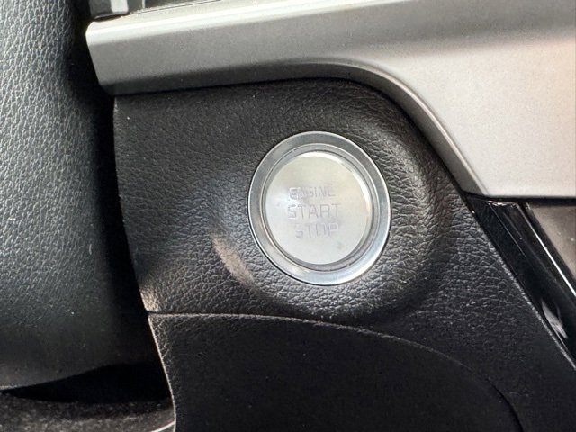 Used 2023 Kia Telluride S image 21