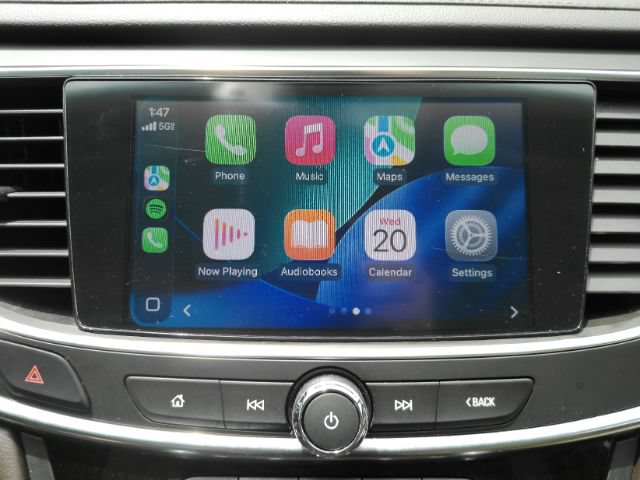 Used 2017 Buick LaCrosse Essence FWD image 9