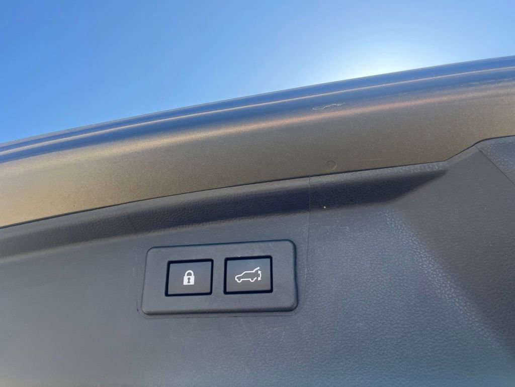 Used 2023 Subaru Outback Limited AWD/4WD image 10