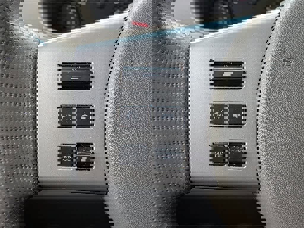 Used 2015 Nissan Frontier SV w/ SV Value Truck Package image 26