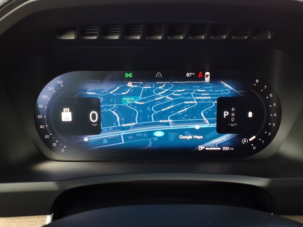 Certified 2026 Volvo XC90 B6 Plus AWD/4WD image 13