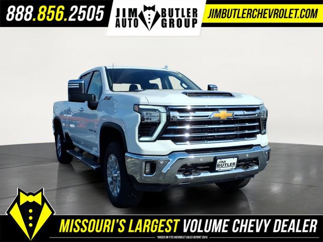 Used 2025 Chevrolet Silverado 2500 LTZ w/ LTZ Premium Package AWD/4WD image 6