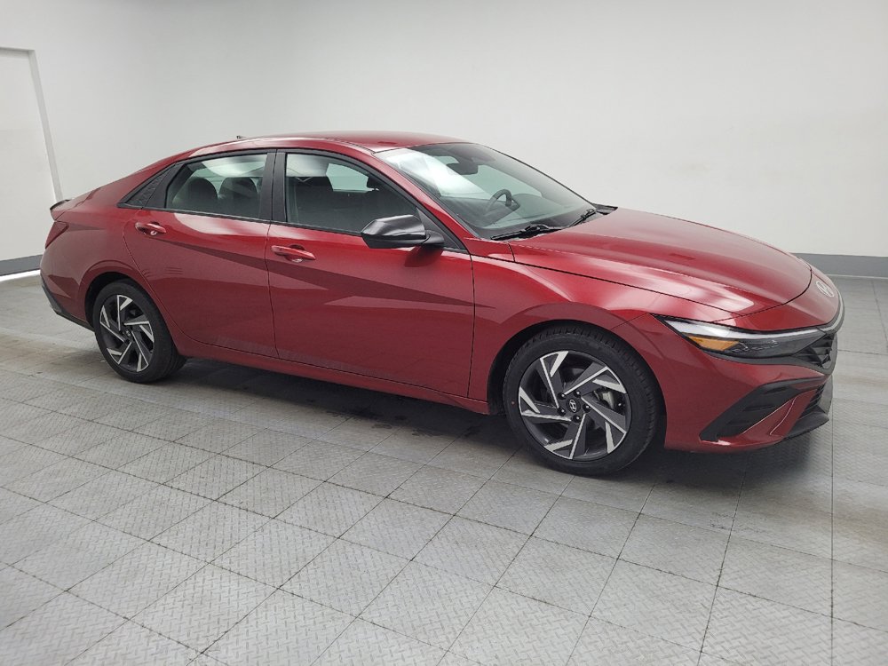 Used 2025 Hyundai Elantra Sport FWD image 11