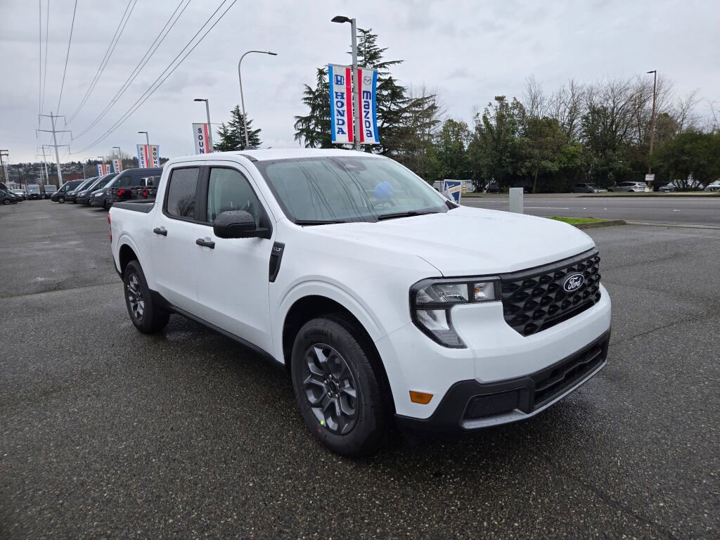 New 2026 Ford Maverick XLT w/ Equipment Group 301A AWD/4WD image 3