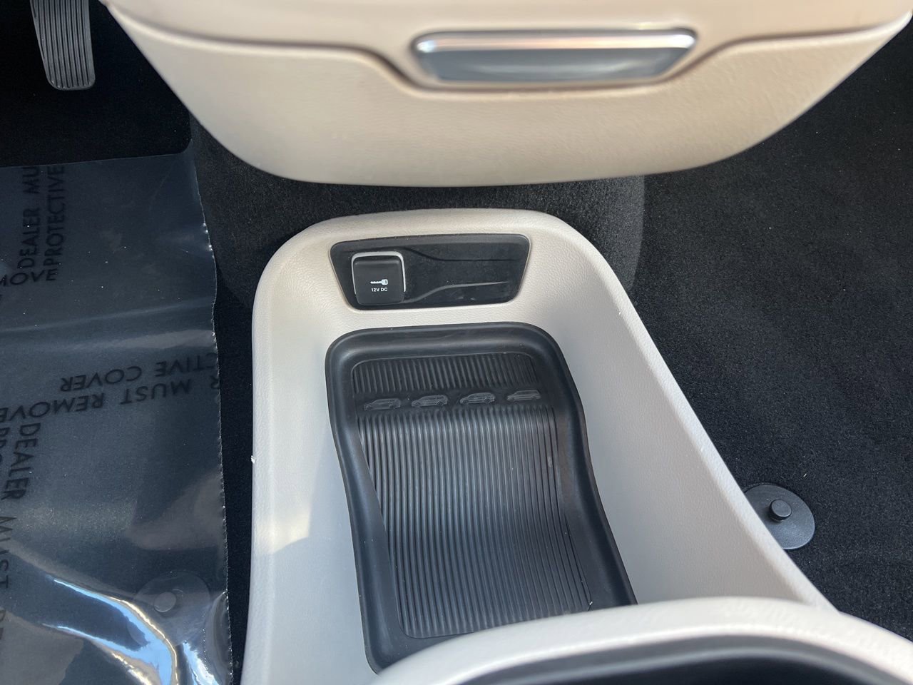 Used 2024 Chrysler Pacifica Select image 30