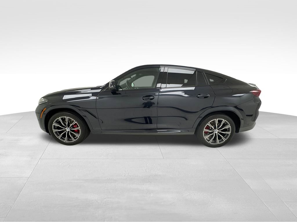Used 2024 BMW X6 xDrive40i w/ Premium Package image 4