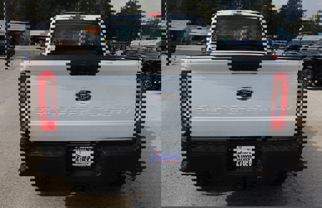 New 2026 Ford F250 XL w/ XL Off-Road Package image 12