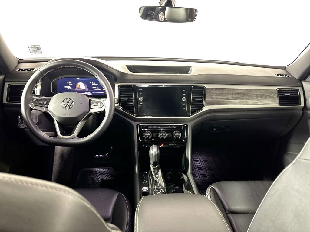 Certified 2022 Volkswagen Atlas Cross Sport SE AWD/4WD image 12