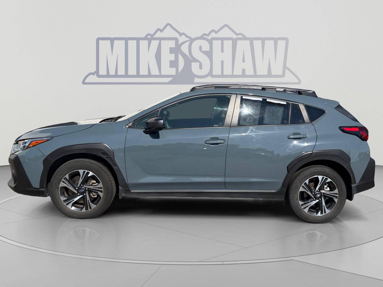 Used 2024 Subaru Crosstrek 2.0i Premium AWD/4WD image 2