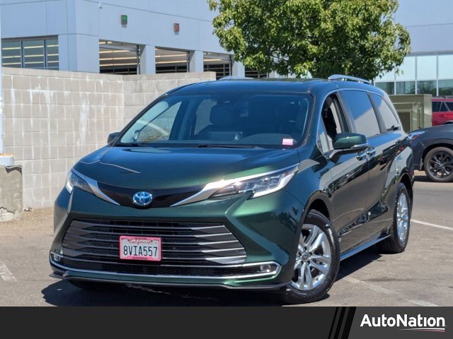 Used 2021 Toyota Sienna Limited
