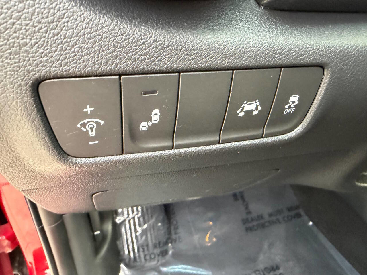 Used 2021 Hyundai Kona Limited AWD/4WD image 29