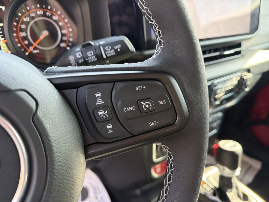 Used 2025 Jeep Wrangler Sport image 17