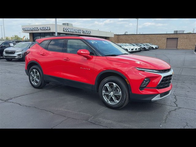 Certified 2024 Chevrolet Blazer LT w/ Convenience Package FWD image 2