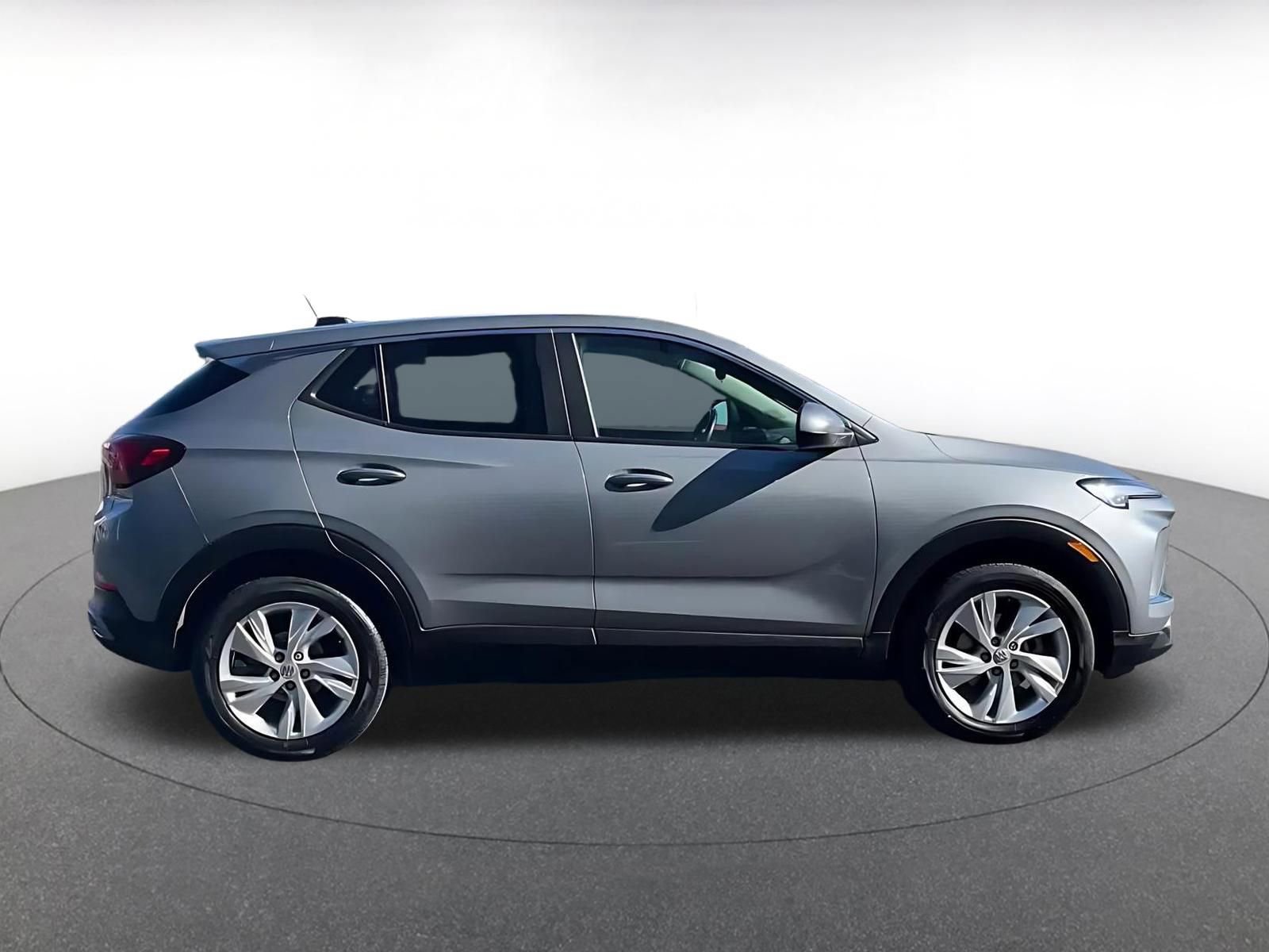 Used 2025 Buick Encore GX Preferred image 16