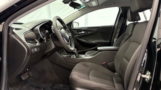 Used 2022 Chevrolet Malibu LT image 11