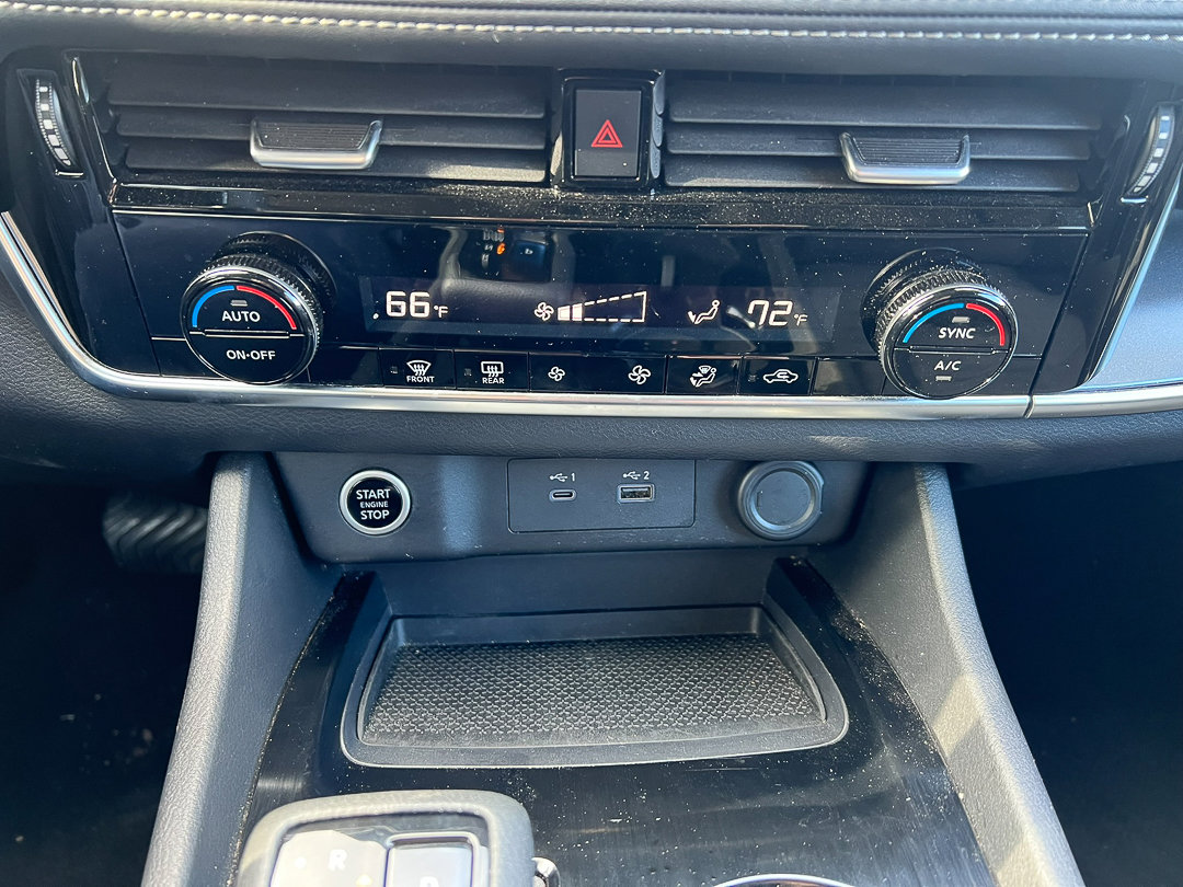 Used 2022 Nissan Rogue SV image 20