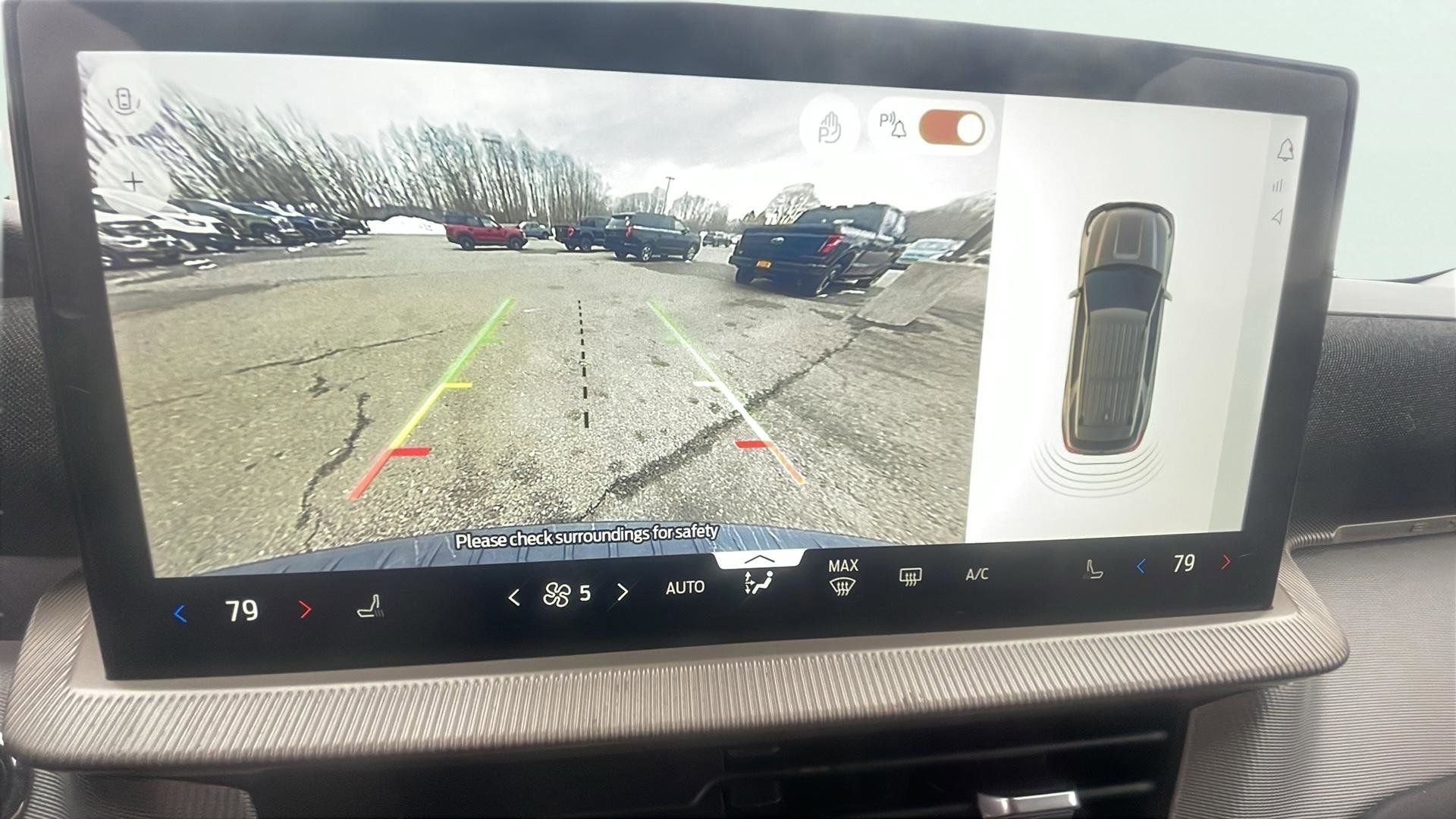 Certified 2025 Ford Explorer Active image 26