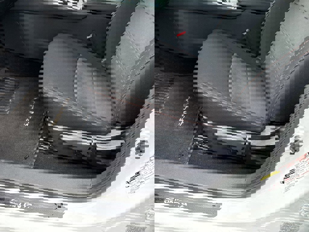 Used 2024 Nissan Sentra SR image 11