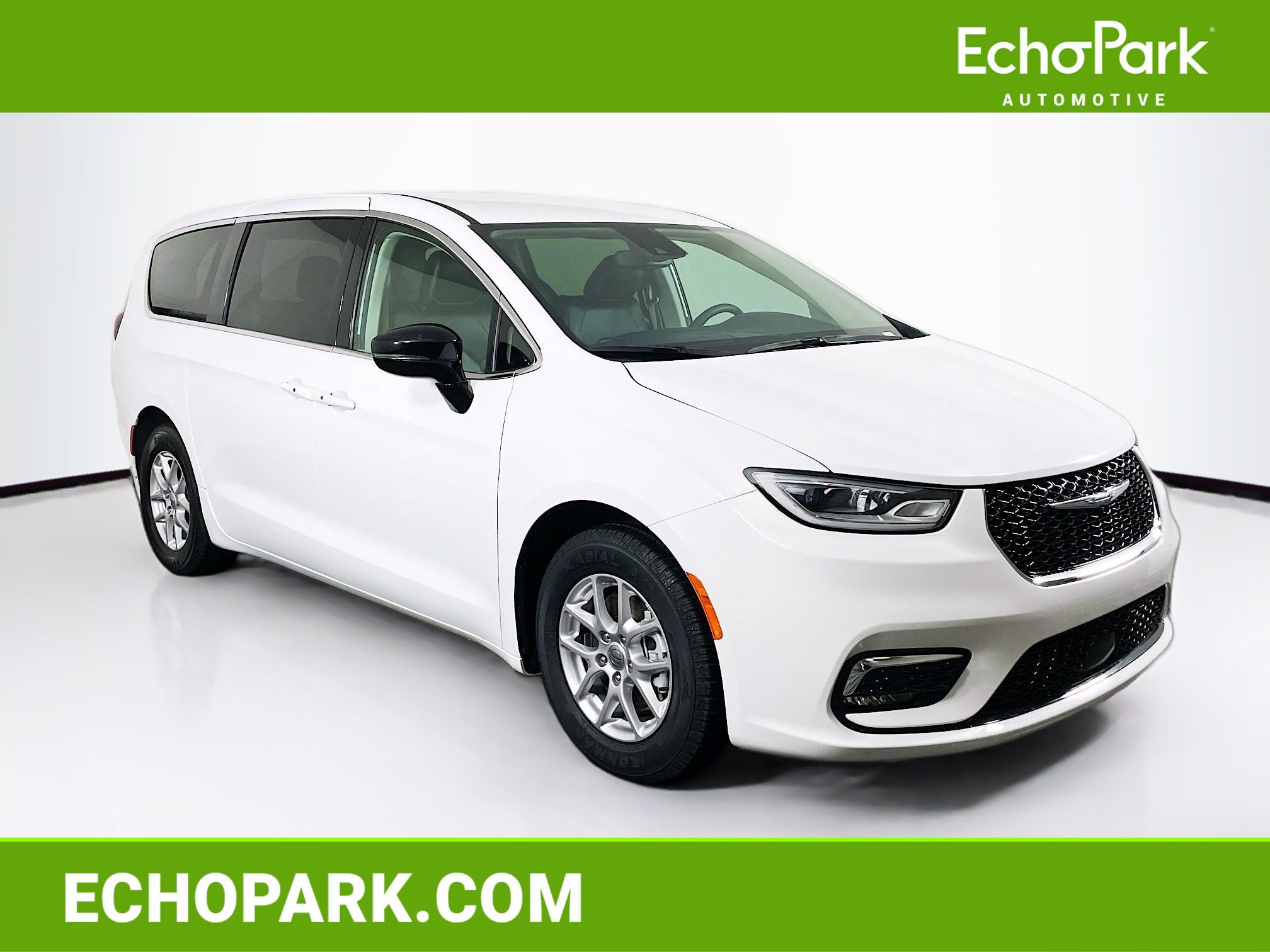 Used 2024 Chrysler Pacifica Touring-L