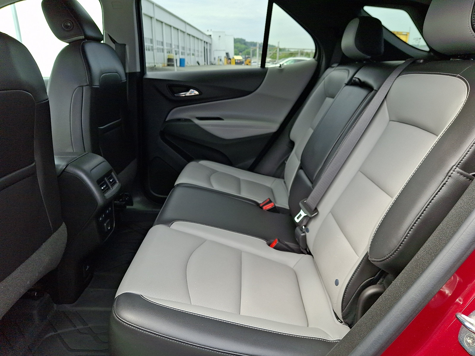 Certified 2021 Chevrolet Equinox Premier AWD/4WD image 10