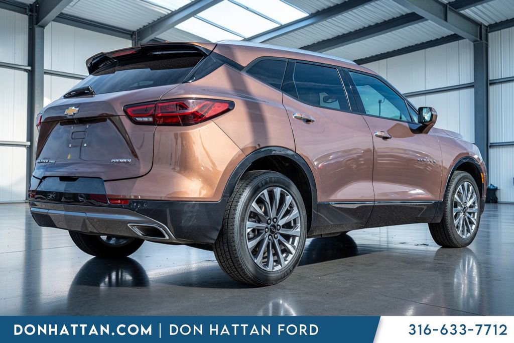 Used 2024 Chevrolet Blazer Premier AWD/4WD image 34