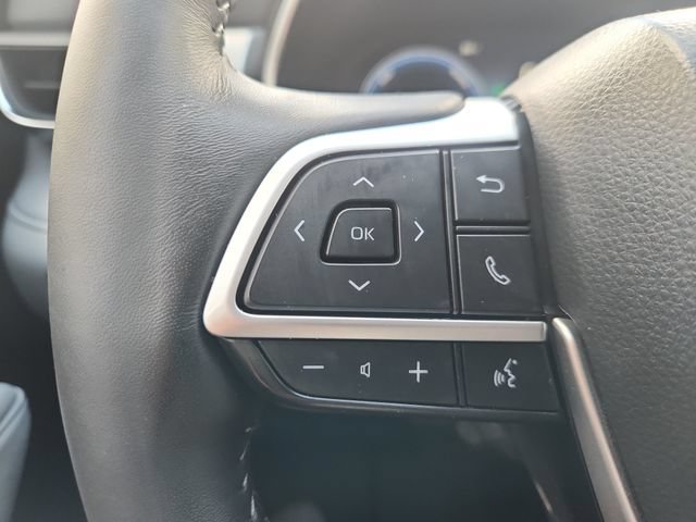 Certified 2025 Toyota Highlander Platinum AWD/4WD image 29