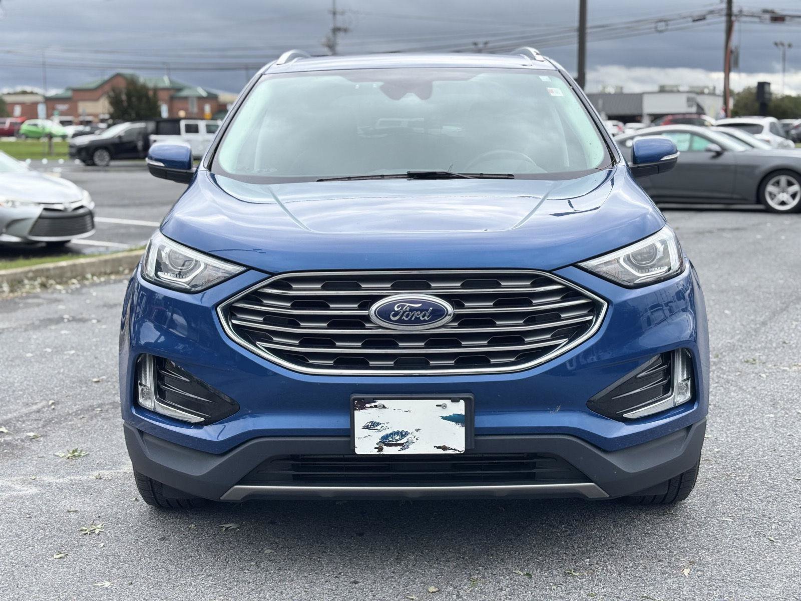 Used 2020 Ford Edge SEL w/ Cold Weather Package AWD/4WD image 2