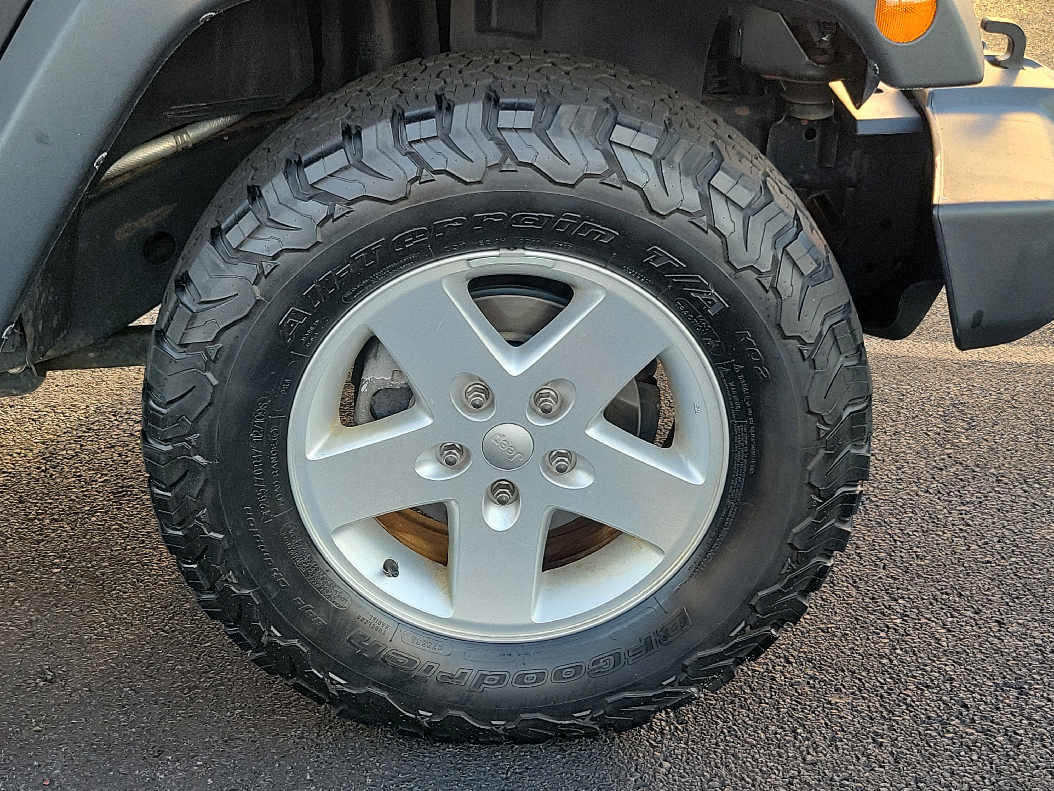 Used 2017 Jeep Wrangler Unlimited Sport w/ Quick Order Package 24S image 6