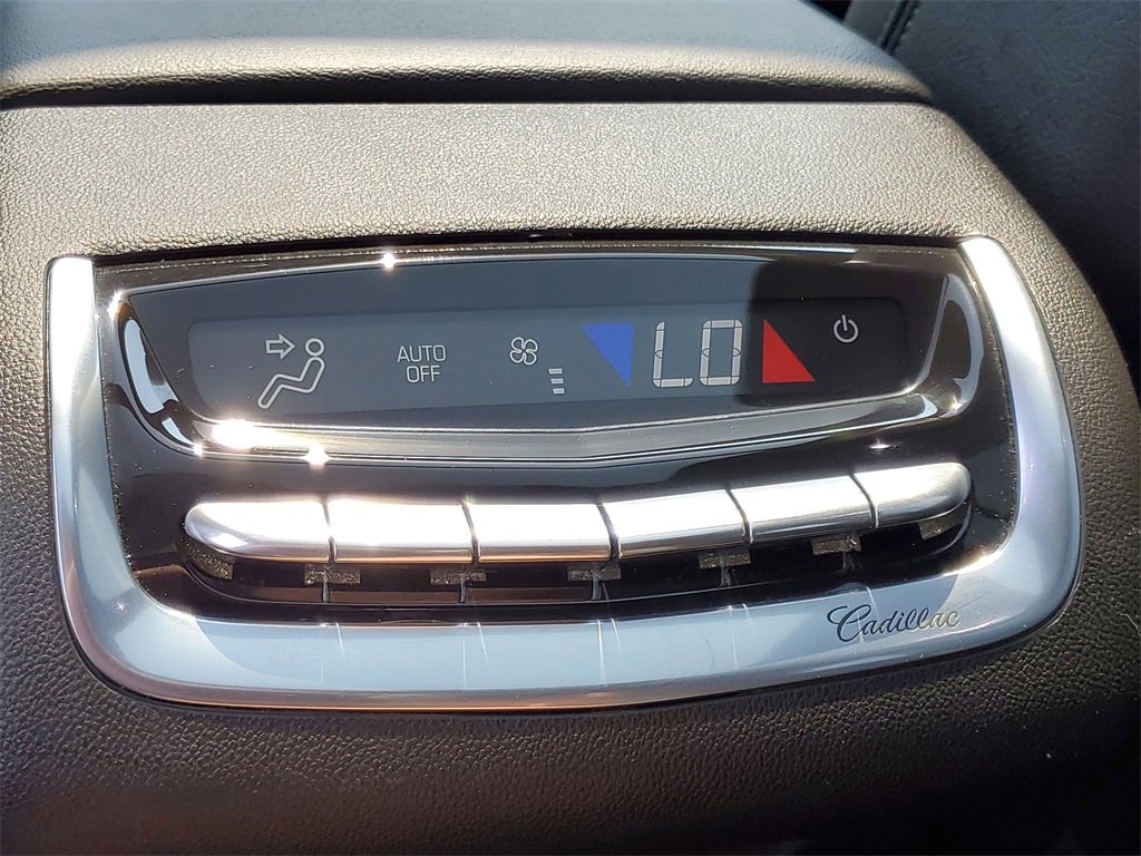 Certified 2023 Cadillac XT6 Luxury image 17