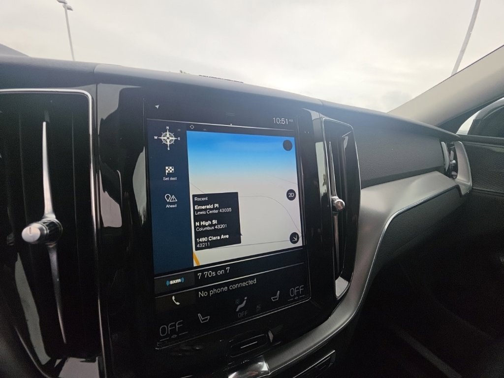 Used 2019 Volvo XC60 T5 Momentum w/ Multimedia Package AWD/4WD image 20
