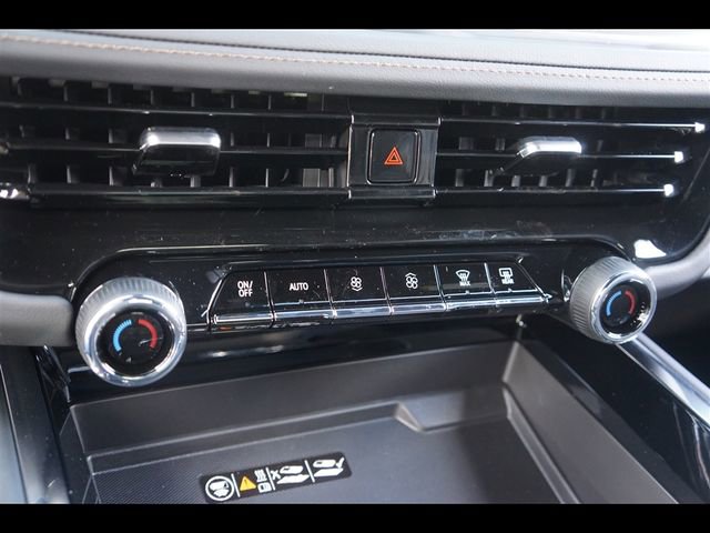 New 2026 Chevrolet Tahoe High Country AWD/4WD image 14