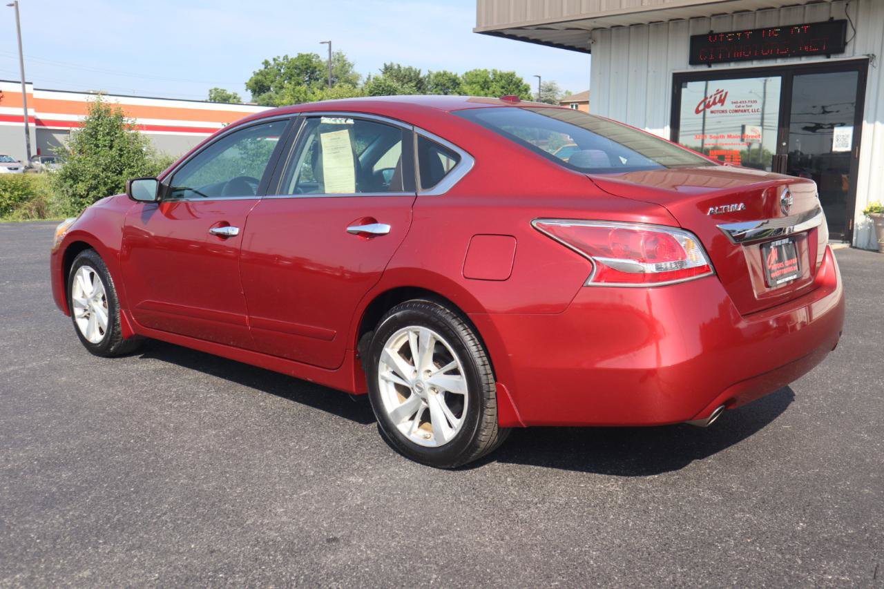 Used 2015 Nissan Altima 2.5 SV FWD image 13