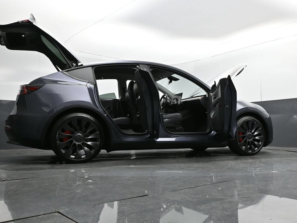 Used 2022 Tesla Model Y Performance AWD/4WD image 37
