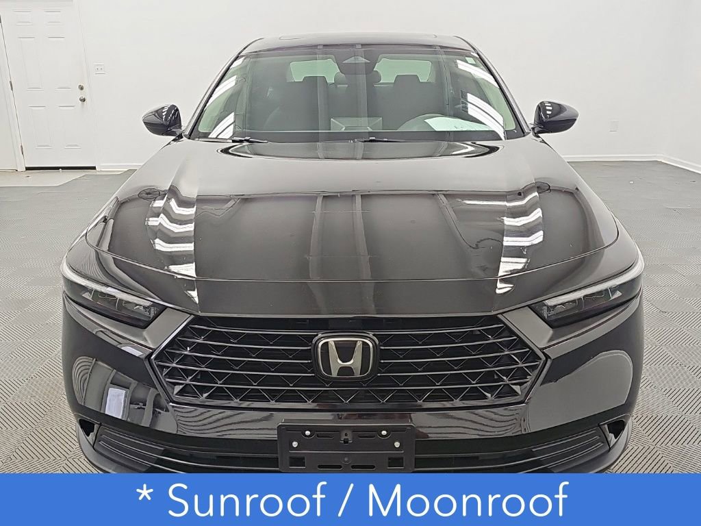 Used 2025 Honda Accord SE image 4